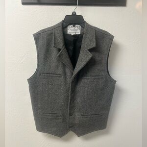 Schaefer outfitter grey wool vest style 707